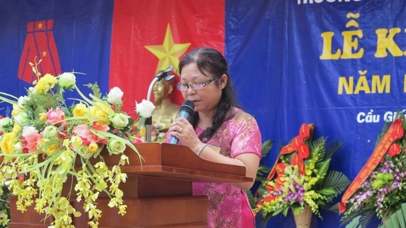 Hiệu trưởng, giáo viên, phụ huynh và học sinh thường là những đối tượng phát biểu