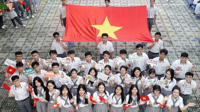 Các câu hỏi thường gặp về status ngày khai giảng (FAQ)