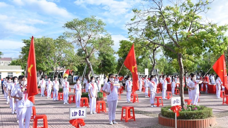 Status ngày khai giảng cho sinh viên đại học