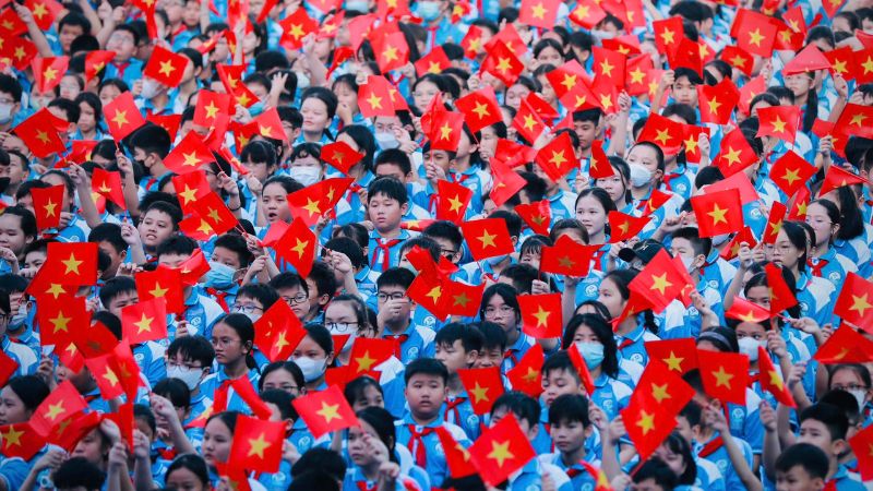 Status ngày khai giảng cho học sinh THCS, THPT