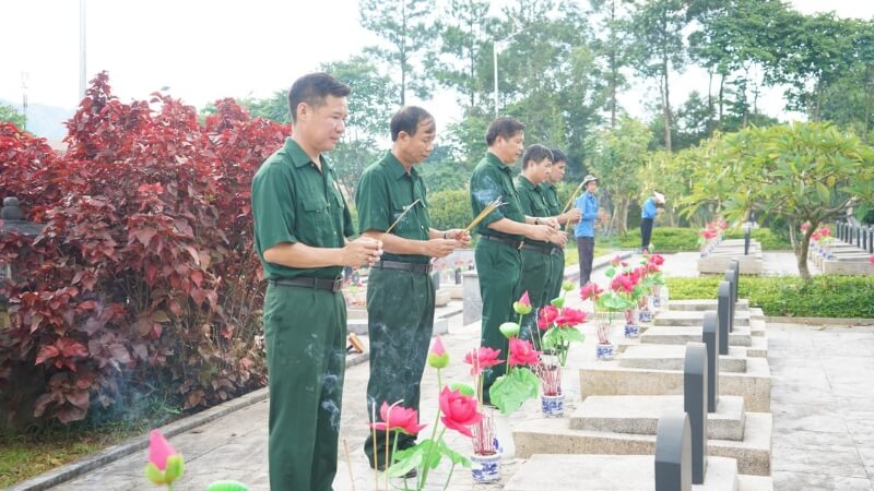 Thơ lục bát