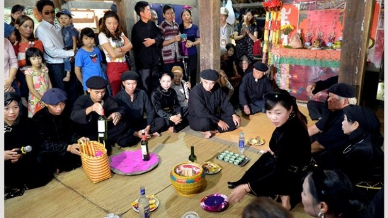 Lễ ăn hỏi của dân tộc Tày