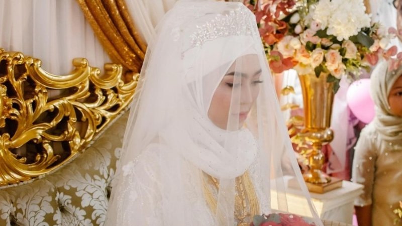 Các nghi lễ sau cưới kéo dài đến ngày thứ năm, thể hiện sự gắn kết giữa hai gia đình Các nghi lễ sau cưới kéo dài đến ngày thứ năm, thể hiện sự gắn kết giữa hai gia đình
