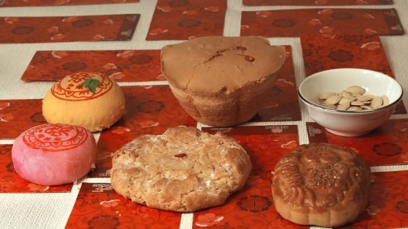 Ngày họp họ, làm bánh là dịp hai gia đình cùng chuẩn bị lễ vật trước ngày cưới Ngày họp họ, làm bánh là dịp hai gia đình cùng chuẩn bị lễ vật trước ngày cướiNgày họp họ, làm bánh là dịp hai gia đình cùng chuẩn bị lễ vật trước ngày cưới