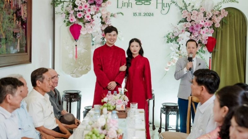 Khoảng cách cưới trên 1 năm thường do công việc xa, tài chính chưa ổn định