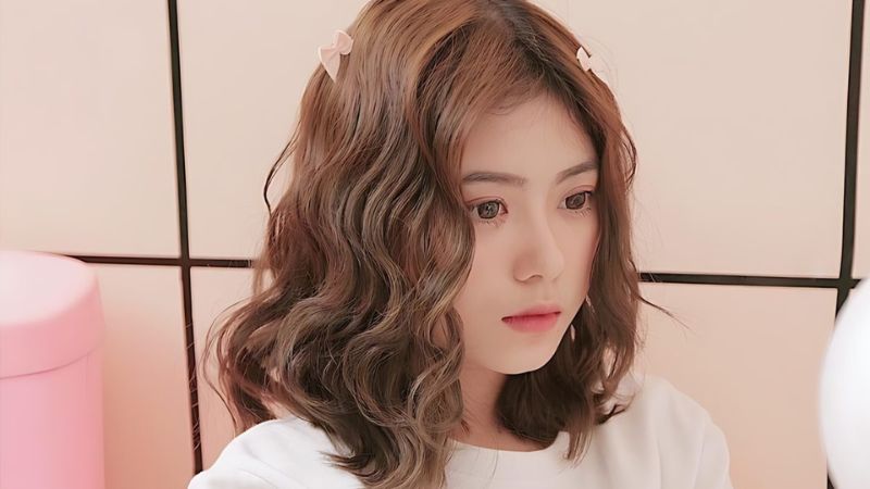 Kiểu Jelly Perm ngang vai