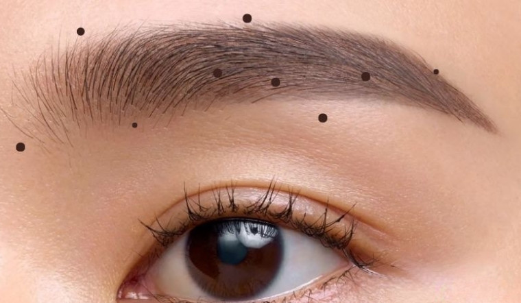 Nốt ruồi trong lông mày: Luận giải vận mệnh giàu sang hay gian truân