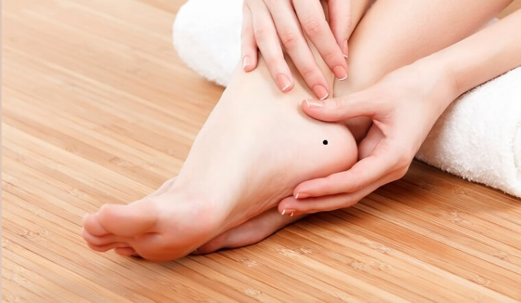 Nốt ruồi ở gót chân trái nói lên điều gì? Giải mã vận mệnh nam, nữ
