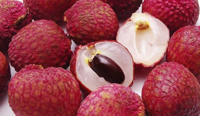 Sinh mổ ăn trái vải được không? Chuyên gia dinh dưỡng giải đáp