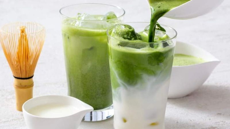 Uji Matcha nổi bật với màu xanh tươi, vị umami đậm đà, hậu ngọt và mùi hương dịu nhẹ