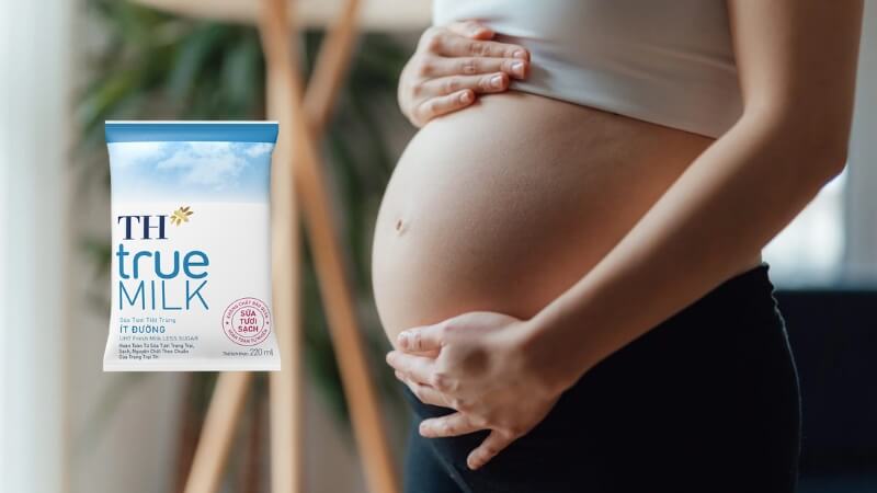 Lợi ích không ngờ khi bà bầu uống sữa TH ít đường