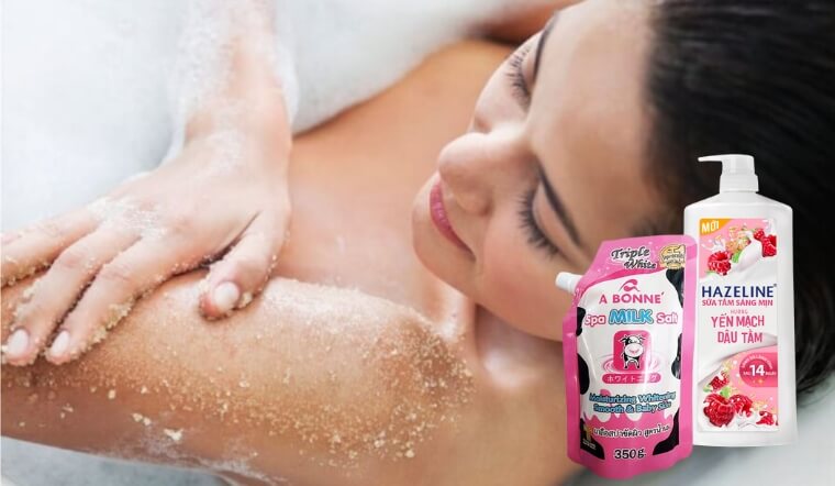 Sữa tắm Hazeline Yến Mạch & Dâu Tằm là lựa chọn phù hợp nhất để kết hợp với muối bò