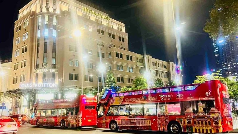Bạn có thể tham gia tour xe bus 2 tầng đi từ trung tâm