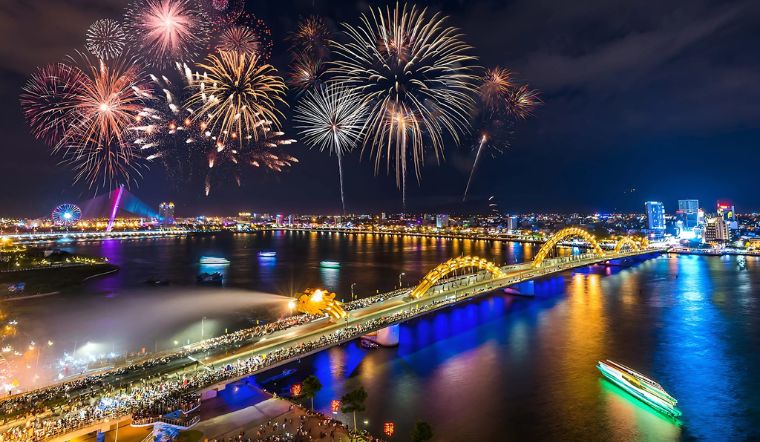 Top 5 tour du lịch ban đêm hot nhất 2025 đang được săn đón