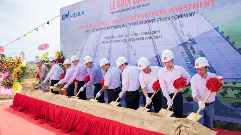 Tháng 8/2025 vận khí biến động, cần chọn ngày động thổ hợp tuổi để tránh xui xẻo