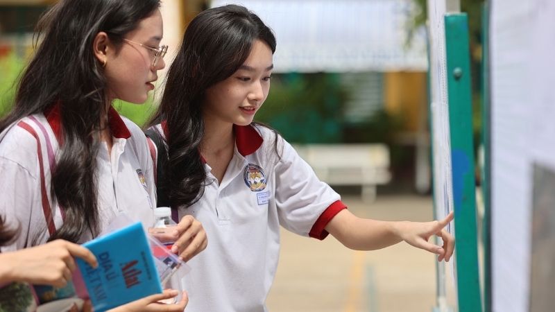 Chiều ngày 15/7/2025 Bộ Giáo dục và Đào tạo công bố điểm thi tốt nghiệp THPT Chiều ngày 15/7/2025 Bộ Giáo dục và Đào tạo công bố điểm thi tốt nghiệp THPT