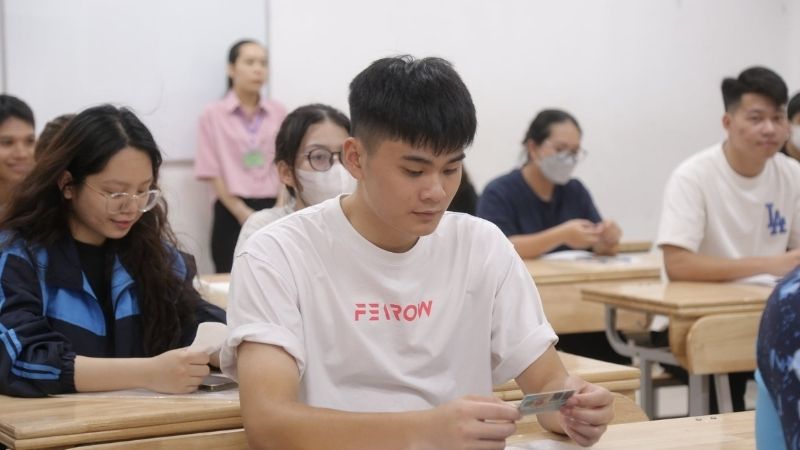 Điểm sàn và điểm chuẩn đại học năm 2025 được dự báo có xu hướng giảm do đề thi phân hóa mạnh Điểm sàn và điểm chuẩn đại học năm 2025 được dự báo có xu hướng giảm do đề thi phân hóa mạnh