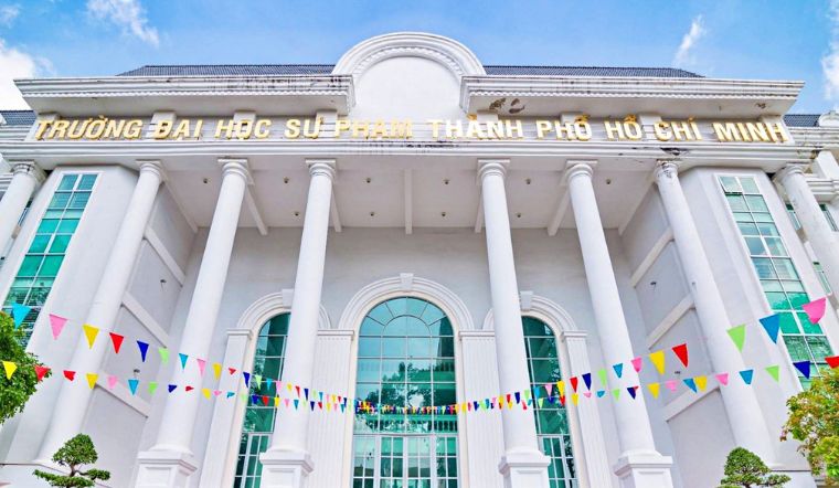 Review Đại học Sư phạm TPHCM (HCMUE): Có nên theo đuổi ước mơ sư phạm tại đây?