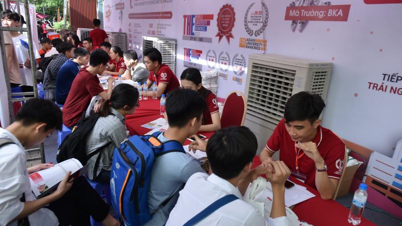 Cơ hội việc làm khi học tại Đại học Bách khoa Cơ hội việc làm khi học tại Đại học Bách khoa