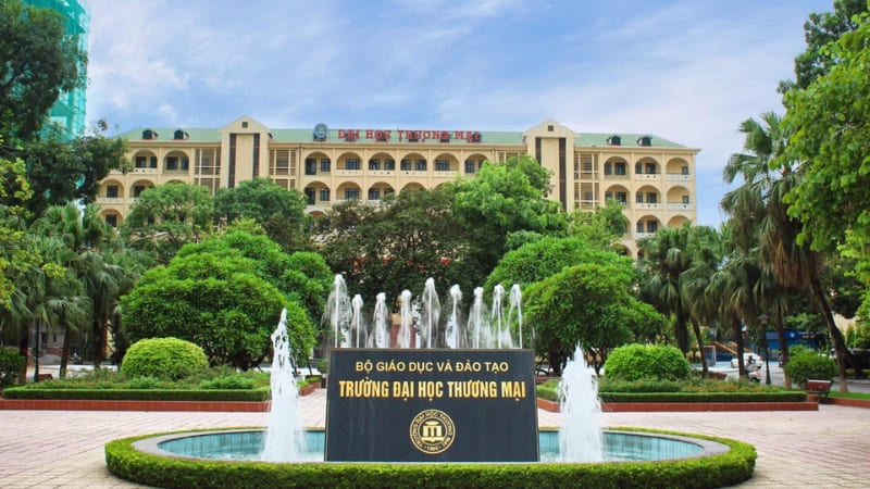Trường cung cấp đào tạo bài bản về quản trị thương mại số.