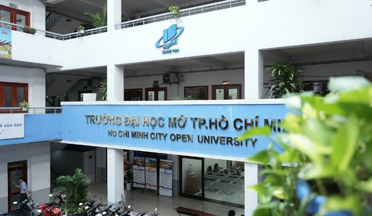 Review Đại học Mở TPHCM (OU): Học phí, ngành học và lựa chọn cho người đi làm