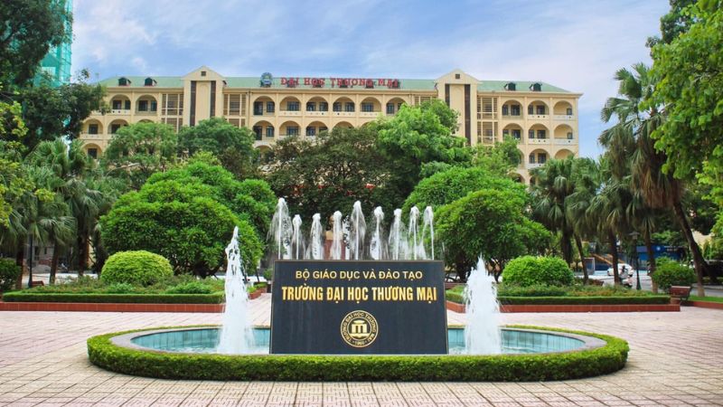 Đại học Thương mại