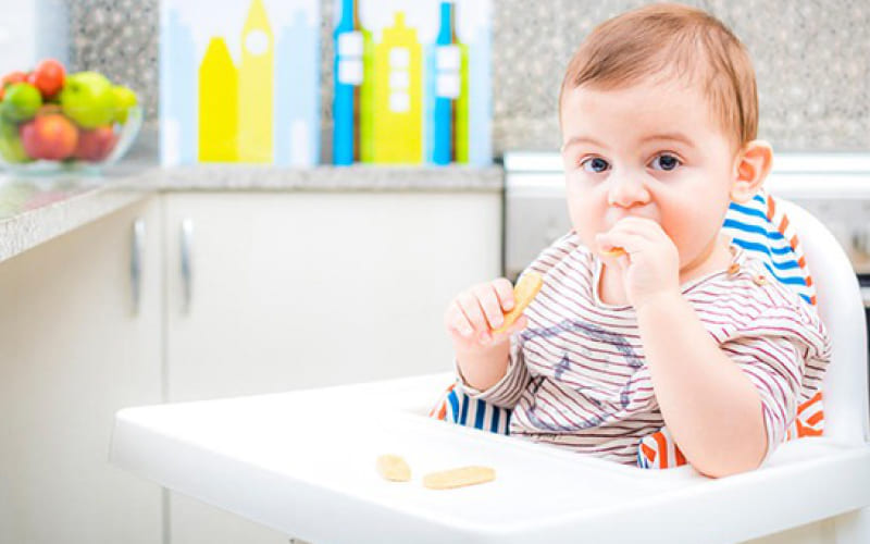 Độ tuổi được chuyên gia khuyến nghị để ăn bánh gạo Độ tuổi được chuyên gia khuyến nghị để ăn bánh gạo