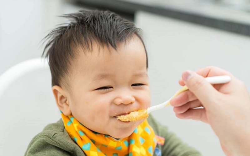 Cân nhắc cho trẻ dưới 1 tuổi Cân nhắc cho trẻ dưới 1 tuổi