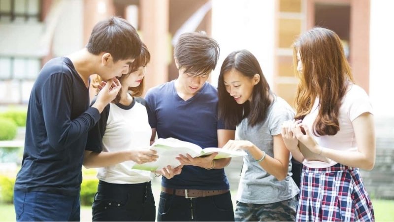 Hiện nay có rất nhiều chương trình du học không yêu cầu bằng đại học Hiện nay có rất nhiều chương trình du học không yêu cầu bằng đại học