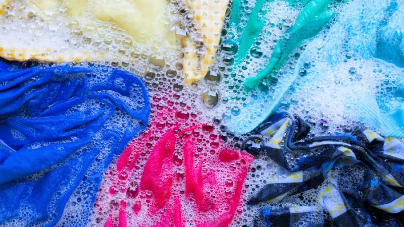 Sản phẩm giữ màu vải hiệu quả nhờ công nghệ Color Shield Sản phẩm giữ màu vải hiệu quả nhờ công nghệ Color Shield
