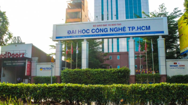 Đại học Công nghệ TP. HCM (HUTECH)