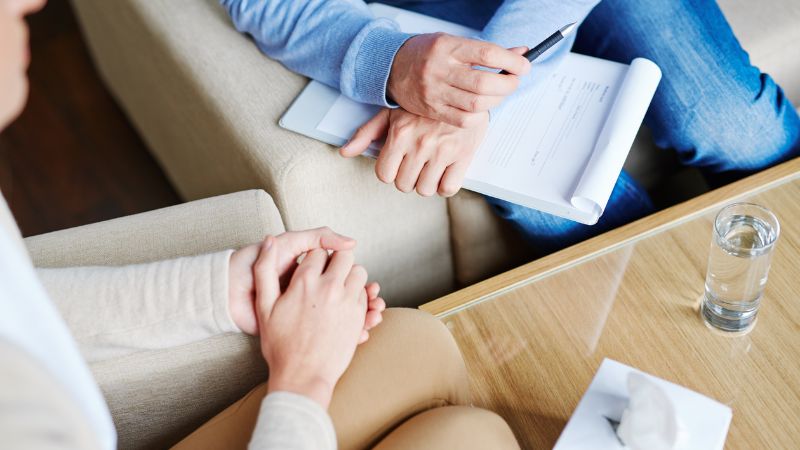 Ngành Tâm lý học là nghiên cứu về hành vi, cảm xúc và quá trình tâm lý của con người