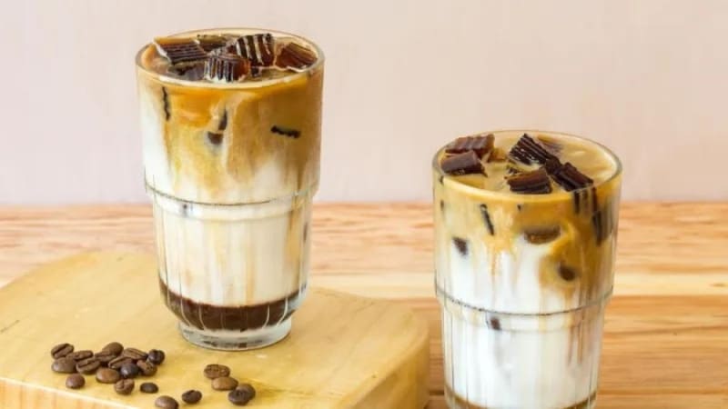 Cà phê sữa hạnh nhân dịu dàng ôm ấp tâm hồn