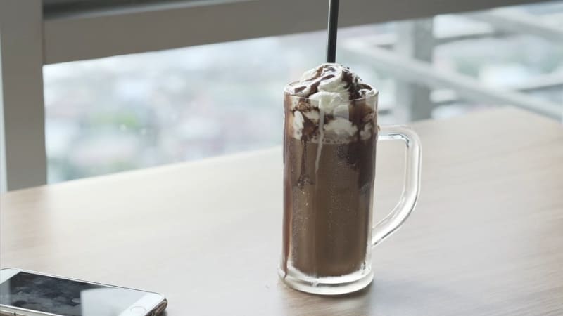 Mocha đá mát lạnh tiếp thêm năng lượng khám phá