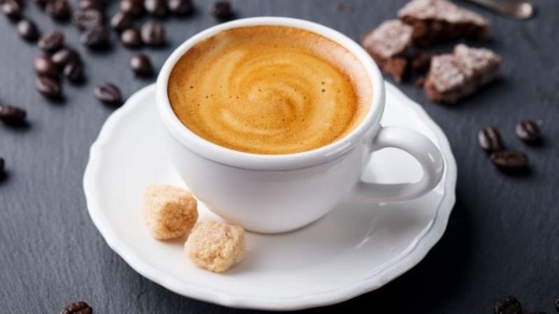 Espresso sữa hạnh nhân giúp tập trung mà không gây nặng bụng