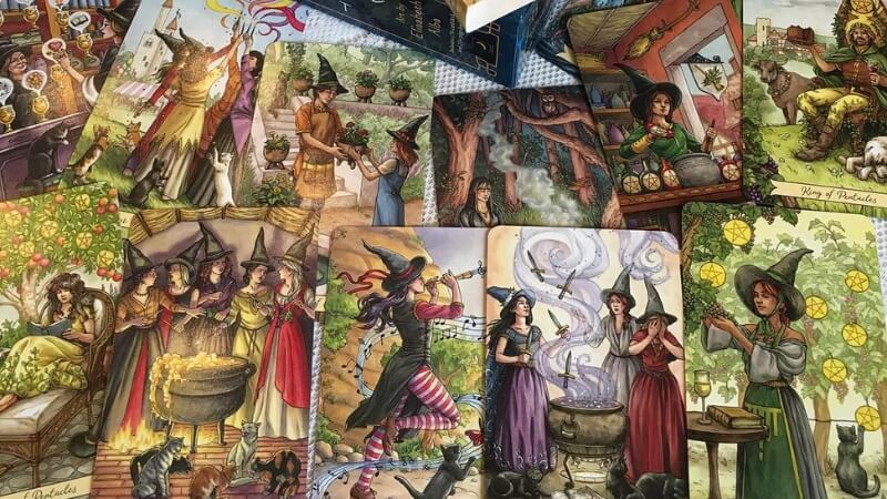 Everyday Witch Tarot
