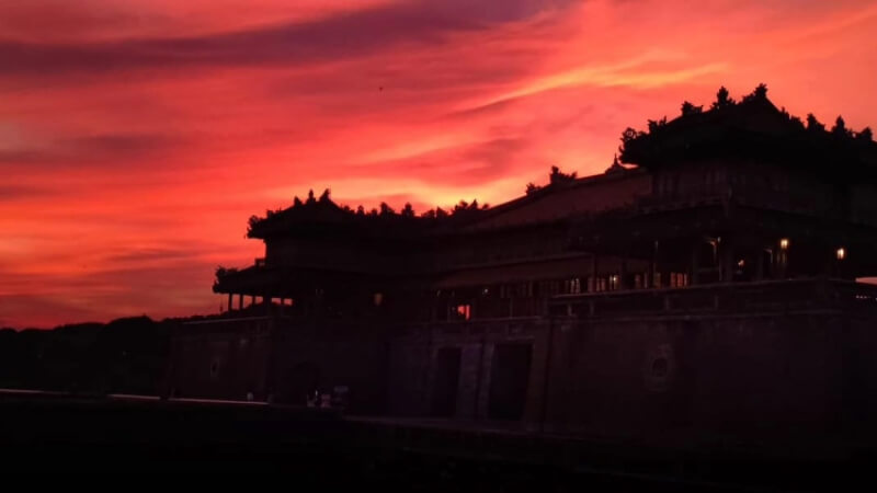 Ráng mỡ gà thường xuất hiện trước bão bao lâu Ráng mỡ gà thường xuất hiện trước bão bao lâu