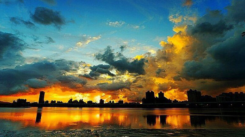 Ráng mỡ gà - sự tương đồng giữa màu mây và lớp mỡ gà chín Ráng mỡ gà - sự tương đồng giữa màu mây và lớp mỡ gà chín