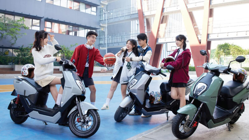 Xe điện Honda ICONe