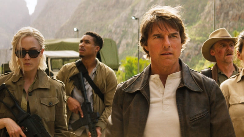 Ethan Hunt đối mặt thử thách sinh tử để cứu thế giới.