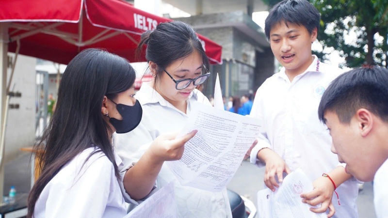 Mức phí xét theo các phương thức khác nhau Mức phí xét theo các phương thức khác nhau