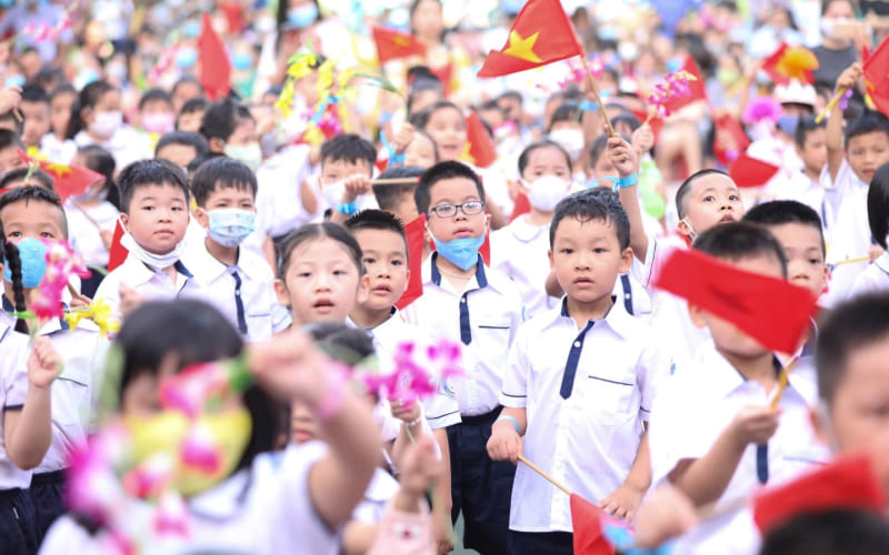 Học sinh trong không khí lễ hội Học sinh trong không khí lễ hội