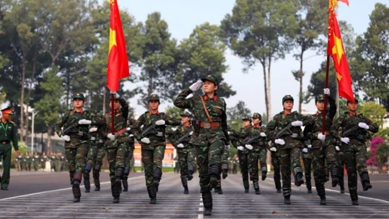 Mẫu background có hình ảnh diễu binh, pháo hoa