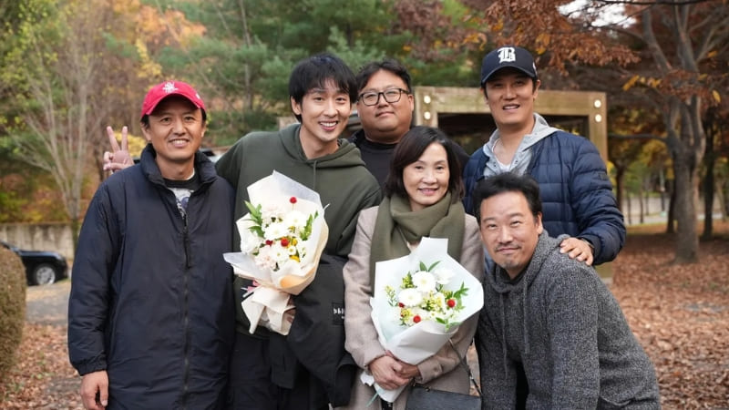 Tóm tắt nội dung phim Mang mẹ đi bỏ Tóm tắt nội dung phim Mang mẹ đi bỏ