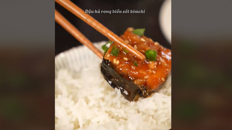 Món ăn có màu sắc hấp dẫn, hương vị đậm đà