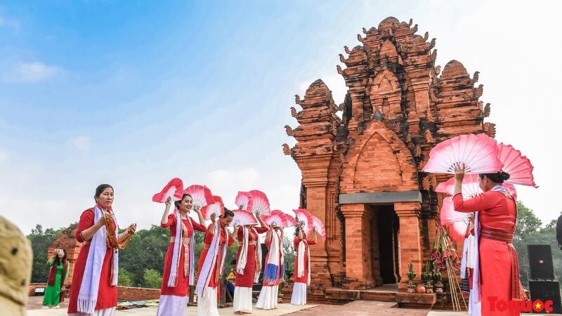 Địa điểm chính tổ chức lễ hội Katê của người Chăm