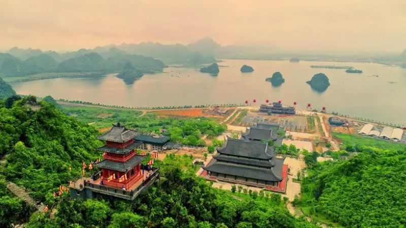 Chùa Tam Chúc không thu phí vào cổng
