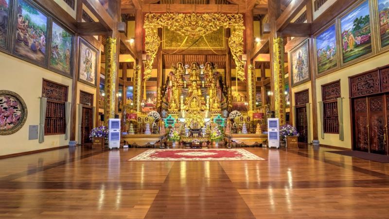 Đại Hùng Bảo Điện là công trình tâm linh trung tâm Đại Hùng Bảo Điện là công trình tâm linh trung tâm