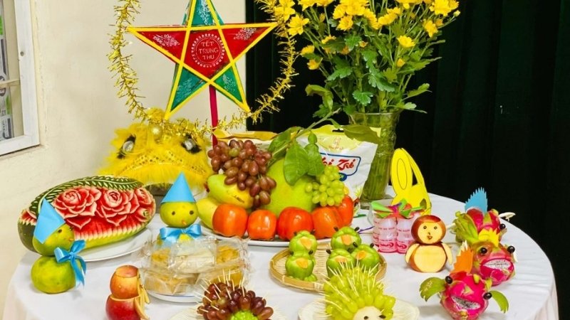 Mâm cỗ Trung thu có gì thể hiện sự phong phú, ý nghĩa trong văn hóa ẩm thực Việt Mâm cỗ Trung thu có gì thể hiện sự phong phú, ý nghĩa trong văn hóa ẩm thực Việt