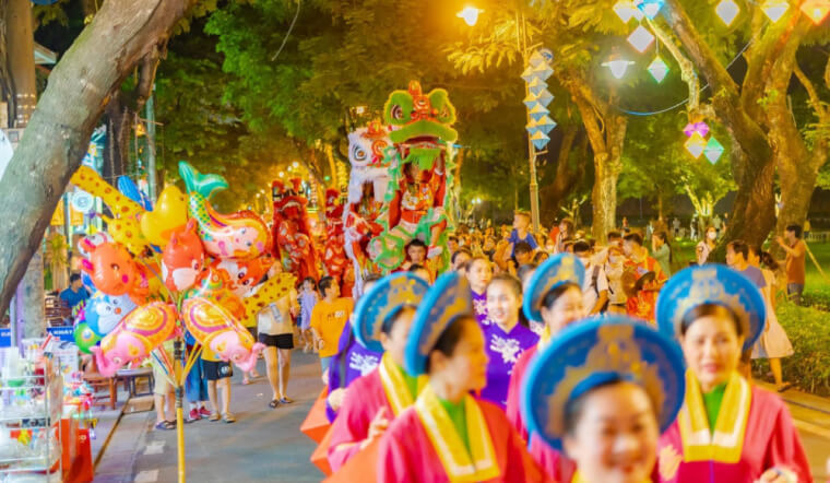 Khám phá phong tục Trung thu miền Trung: Sôi động lễ hội, đậm đà bản sắc